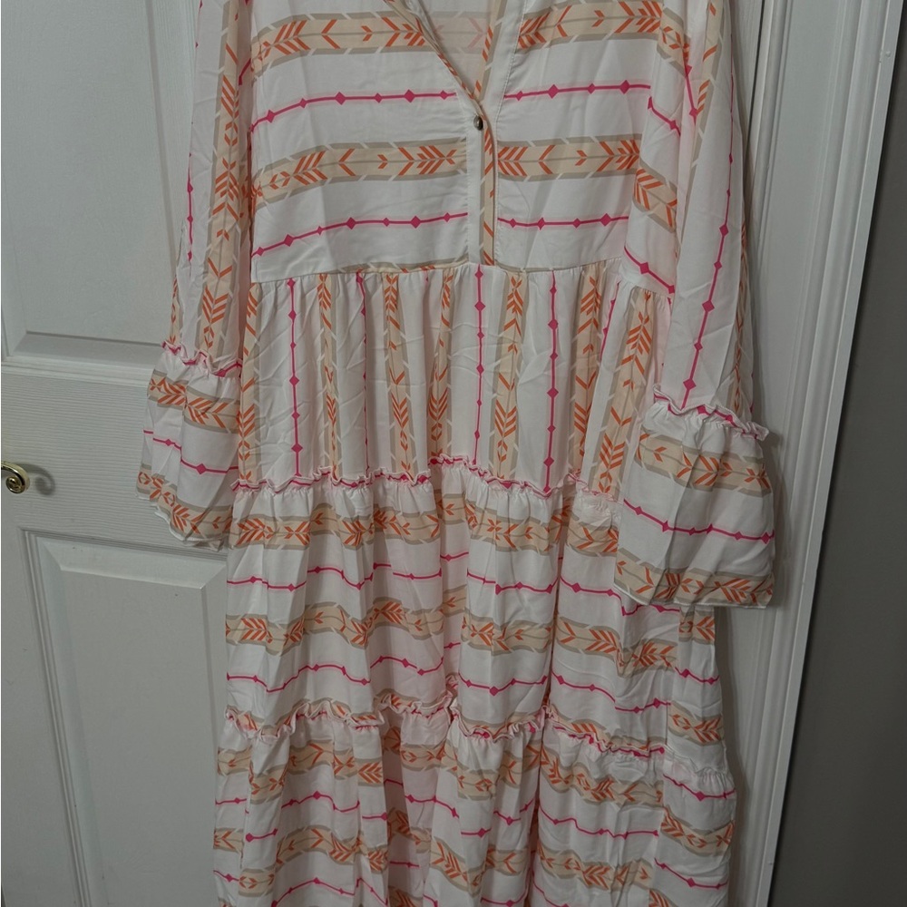 Women's White and Orange Patterned Dress